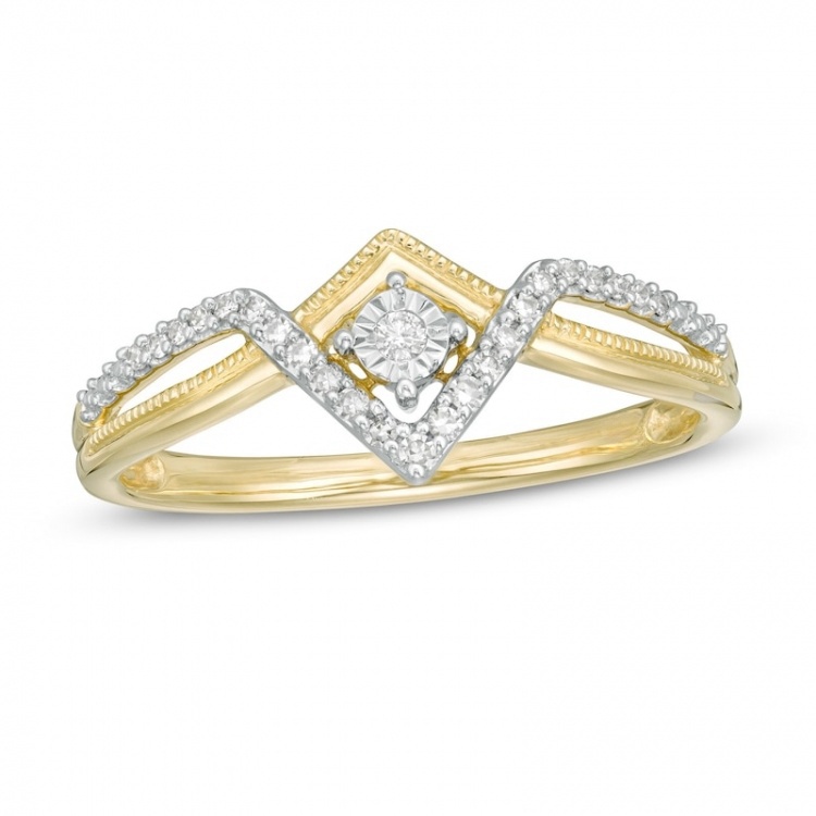 1/10 CT. T.W. Diamond Princess Tiara Ring in 10K Gold:1/10 CT. T.W. Diamond Princess Tiara Ring in 10K Gold
